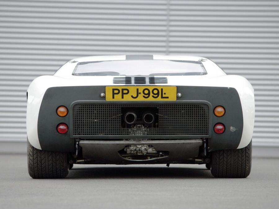  Ford GT40 (Mk I) 1966 года  (фото 21 из 37)